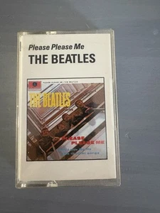 CASSETTE: THE BEATLES Please please me REISSUE 1960s POP - Picture 1 of 3