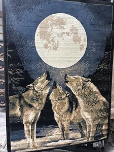 5x8 lightweight wolf, howling at the moon Rug - Picture 1 of 3