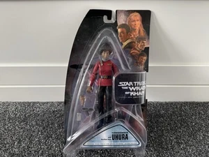 Star Trek II: The Wrath of Khan – Commander Uhura Action Figure - Picture 1 of 3
