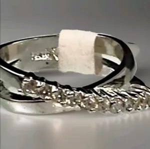 Silver Cocktail Ring Size 5 silver Plated Cubic Zirconia Fashion Jewelry - Picture 1 of 9
