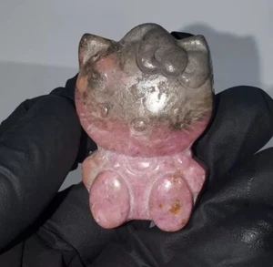 Natural Rhodonite Hello Kitty Stone Healing Carving Crystal Healing 48g - Picture 1 of 9