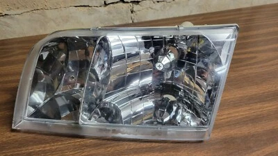 NEW 98 thru 11 Ford Crown Victoria Driver TYC Headlight Assembly 20-5234-A1-CR - Image 1 of 4