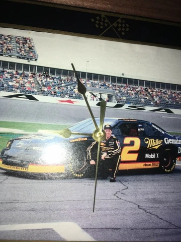Vintage Authentic NASCAR Rusty Wallace #2 Wall Clock Racing Home Decor Man Cave Cover