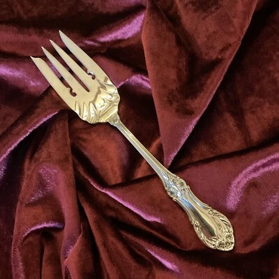 "Tenedor para servir buffet grande Wild Rose de International Sterling 8 7/8"" sin monogramas" Foto 1 de 4