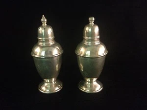  Silverplate  Salt and Pepper Shakers E.P ON COPPER Made in England - Picture 1 of 7