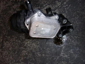 Ölfiltergehäuse Mercedes Benz A W176 A250 2,0 Benzin 270.920 A2701800810 - Picture 1 of 2