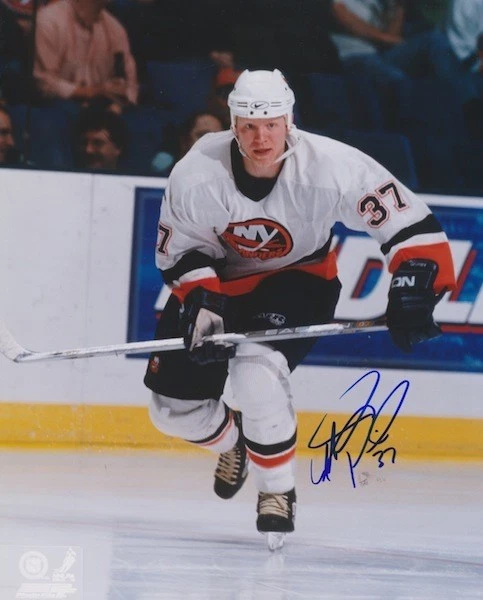 MARK PARRISH Signed NEW YORK ISLANDERS 8X10 Photo w/COA #7 - Image 1 of 1