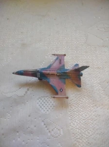 MATCHBOX F 16 / SB24 FIGHTER JET / YEAR 1978 - Picture 1 of 5