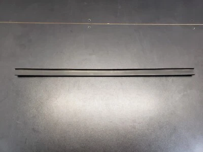 2002 - 2008 Audi A4 2.0L Radiator Seal OEM 8E0121331 - Image 1 of 4