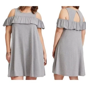 Torrid Grey Cold Shoulder Ruffle Casual Shift Dress Women’s size 1 - Picture 1 of 9