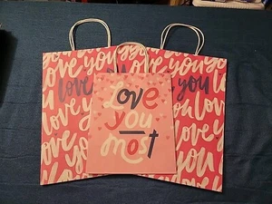 Lot of 3 Hallmark Valentine's Day Gift Bags Red Pink Blue Hearts ๐ Love - Picture 1 of 21