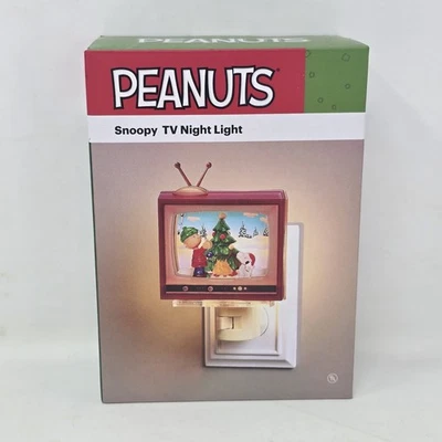 Peanuts Snoopy TV Christmas Tree Decorating Night Light 5 Inch New Sealed - Image 1 of 4
