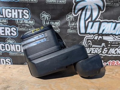 2020 2025 CHEVROLET GMC SILVERADO SIERRA 2500 HD RIGHT DOOR  MIRROR  /BLIND SPOT - Image 1 of 4