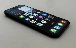 APPLE IPHONE 15 128GB SMART PHONE BLACK UNLOCKED WORKS PERFECT BARGAIN - Picture 1 of 21