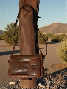 Corno D’Oro Handgefertigte Naturleder Reise Geldbörse Crossbody Organizer Braun - Bild 1 von 13