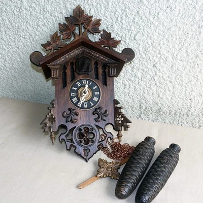 VINTAGE HUBERT HERR  8 DAY CUCKOO CLOCK GORDIAN HETTICH SOHN STYLE WORKING - Image 1 of 4