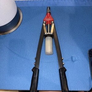Matco Tools RV14 Heavy Duty 1/4 Rivet Tool Big daddy - Picture 1 of 4