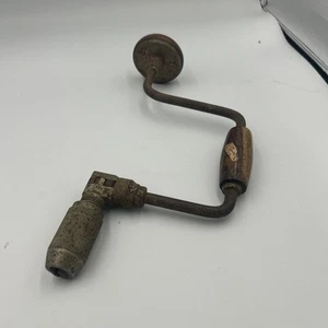 Vintage Hand Crank Drill Rustic, And Rusted Vintage Tool. - Picture 1 of 9