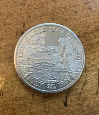 NASA 1969 Eagle Has Landed Medallion Apollo 11, Columbia - Flown Metal - Image 1 of 2