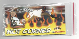 2004 SGA San Francisco Giants Edgardo Alfonzo Hot Corner Bobble Pin - Picture 1 of 1