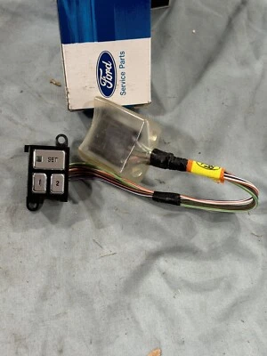 Nuevo de Lote Antiguo Interruptor de Control de Memoria de Asiento Ford F0VY-14776-A Lincoln Town Car 1990-1994 Foto 1 de 3