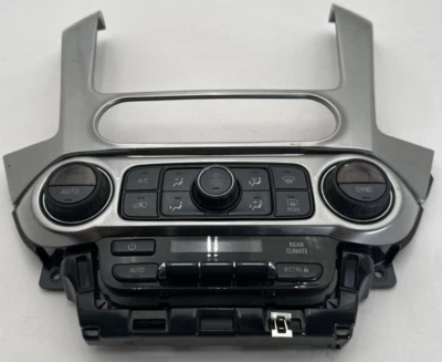 2015-2017 CHEVY TAHOE Heater AC Control with Trim Bezel OEM 23449657 - Image 1 of 4