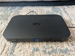 Sky Q ES340a-d8 1TB TV Box Only - Fully Working - No Remote - Photo 1/4