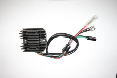 REGULADOR DE VOLTAJE RECTIFICADOR YAMAHA WAVERUNNER GP GP1200 XL12 XLT XLT1200 Foto 1 de 4