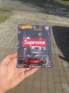 Custom Supreme Hot Wheels ‘91 GMC Syclone - Picture 1 of 7