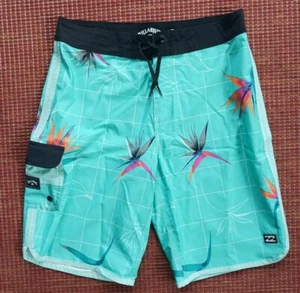 Billabong Recycler Pro 73 Board Shorts Size 27 Teal Floral Bird Of paradise Mens - Picture 1 of 6