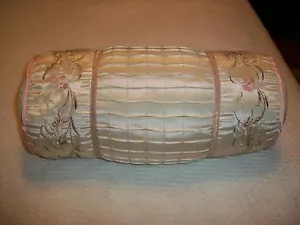 DECORATIVE ROUND CUSHION TOSS BOLSTER PILLOW FLORAL EMBROIDERED DESIGN NWOT - Picture 1 of 5
