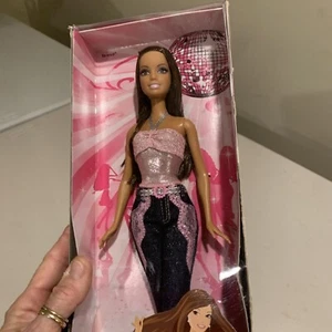 Barbie Puppe Fashion Fever Teresa - Disco Fever - Neu in OVP. 2008. Leichte Dellen an der Seite - Bild 1 von 13