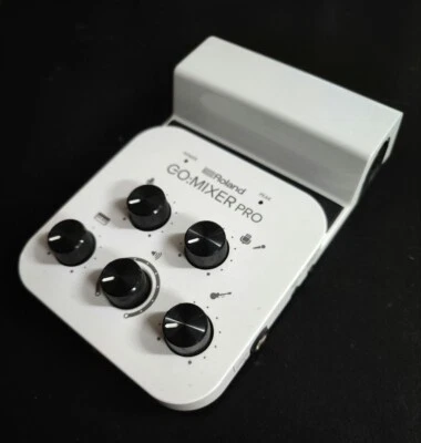 Roland GO:MIXER Pro Audio Mixer Interface for Smartphone White Excellent- - Image 1 of 3