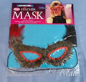Fun World Feather/Sequin Masquerade Style Eye Mask With Elasticized Band One Sz - Picture 1 of 3
