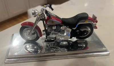 Maisto Harley Davidson 1999 FLSTF Fat Boy 1:10 DieCast Motorcycle No Box - Image 1 of 4
