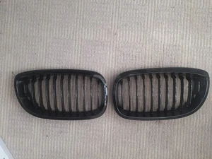 M-Sport Nierengitter vorne für BMW 3er E46 318ci Cabrio - Bild 1 von 6