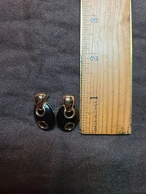 Pendientes Givency vintage negros y dorados raros Foto 1 de 4