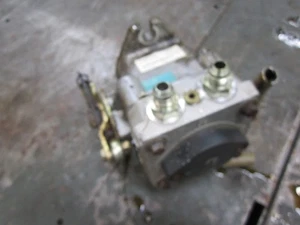 Bomba hidráulica SIMPLICITY COMSUMER 50 SNAPPER ZT GIRO CERO IZQUIERDA 5023092SM - Imagen 1 de 2
