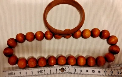 Holzkugelkette und Holzarmreif neuwertig - Bild 1 von 4