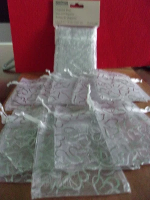 22 WHITE ORGANZA CELEBRATE IT 3X4 DRAWSTRING BAGS - Image 1 of 2