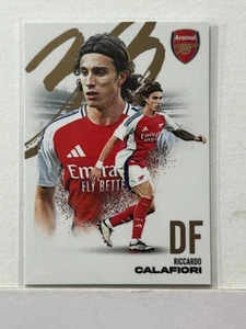 2024-25 Futera Club FX Arsenal Base Portrait #10 Riccardo Calafiori - Picture 1 of 2