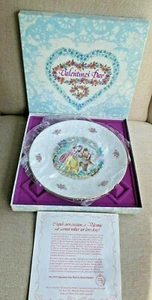 Royal Doulton Collectible Valentine’s Day 1979 Plate NIB - Picture 1 of 10
