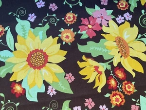 Fabric Color Sun Flower 44" x 36”By exclusivelyquilters 811 - Picture 1 of 10