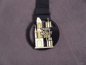 Adidas Event Runners City Night BERLIN 2024 - Medaille - Bild 1 von 4