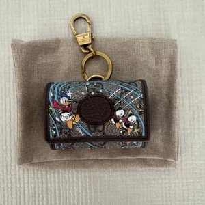 Gucci Disney Donald Duck AirPods Case GG Supreme Luxus Designer Schutzartikel - Bild 1 von 24