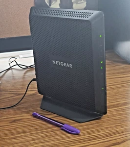 NETGEAR c7000v2 4 Wireless-Wi-Fi 802.11ac Router (AC1900) with NAS - Zdjęcie 1 z 6