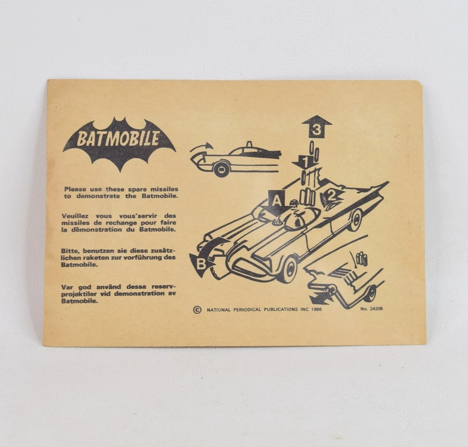 Corgi Toy 267 Batimóvil Minorista Paquete de misiles de repuesto Foto 1 de 1
