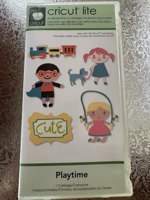 CRICUT lite Expression Playtime 卡带 二手,原装盒和键盘 — 第 1/2 张图片