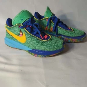Nike LeBron James XX 20 SE GS Caleidoscopio Verde Niños Jóvenes Talla 6 - Imagen 1 de 8