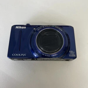 Cámara digital Nikon COOLPIX S9300 16,0 MP 18x zoom óptico integrado Wi-Fi azul - Imagen 1 de 7